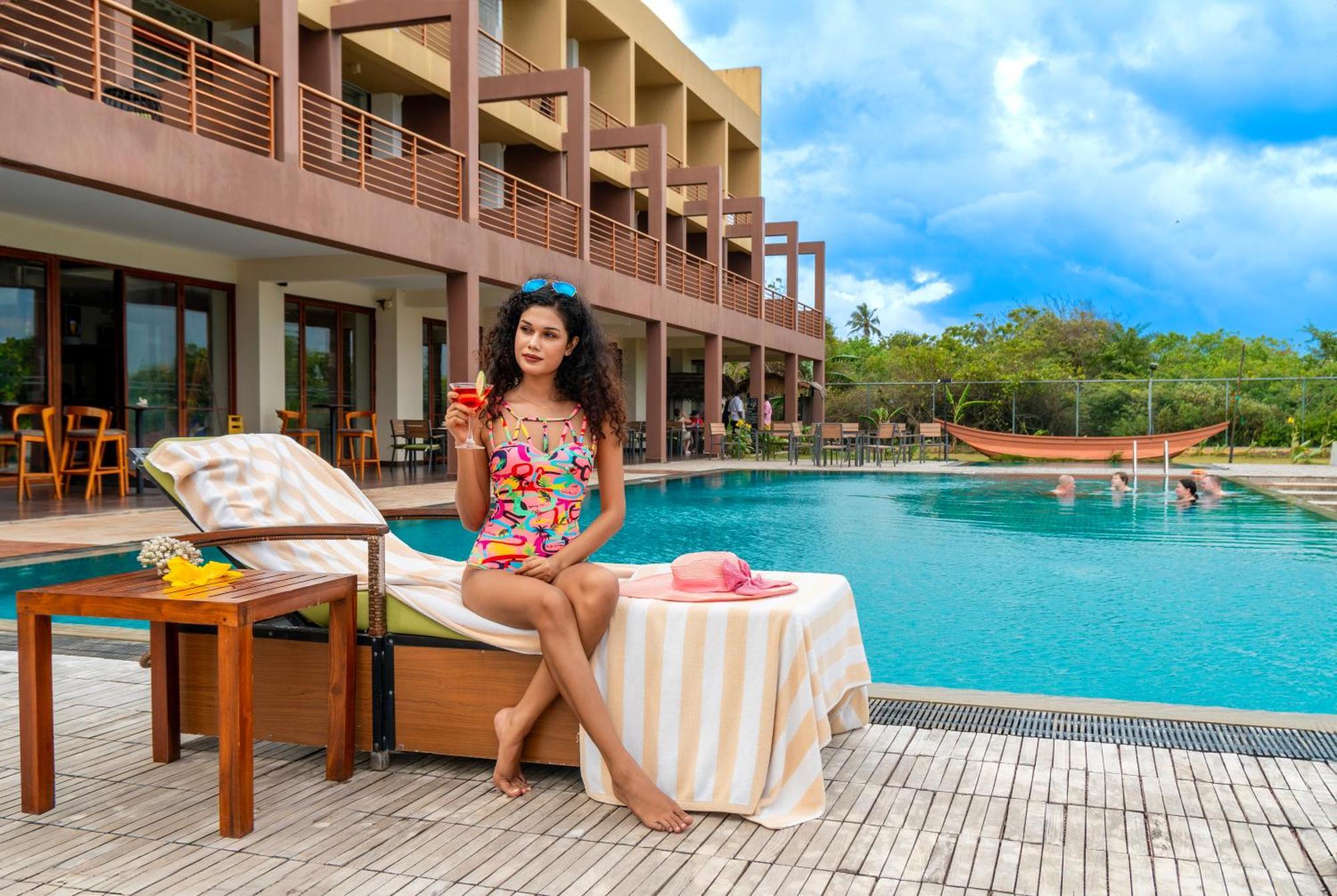 Sooriya Resort & Spa Тангалла Экстерьер фото